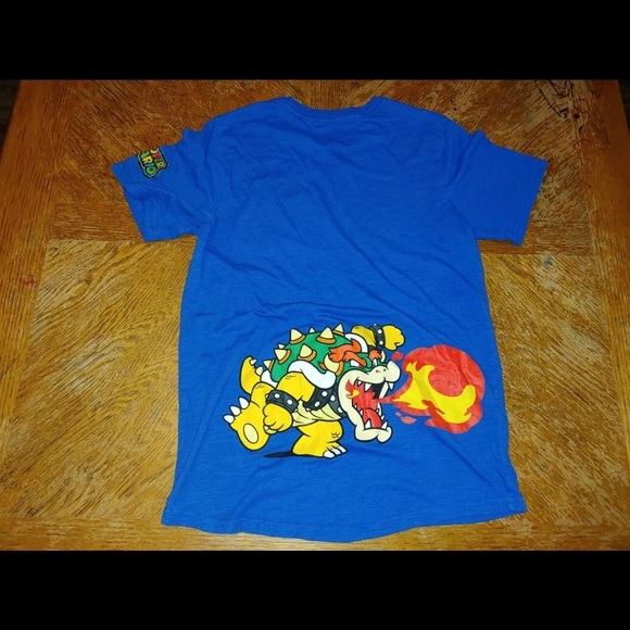 Super Mario Nintendo Graphic T Shirt size Small. - Picture 2 of 9